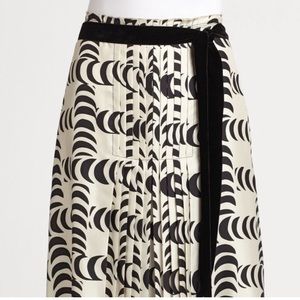 Tory Burch 100% Silk Pleated Geometric Skirt